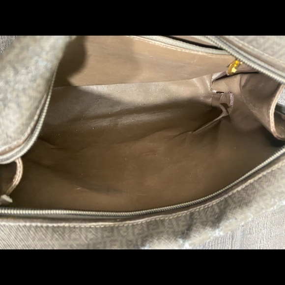 FENDI Vintage Monogram Crossbody Bag - Picture 10 of 12